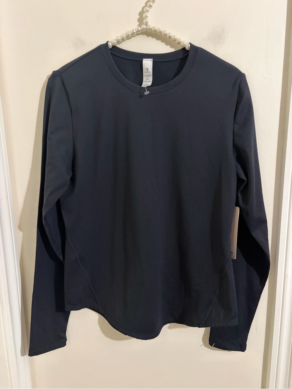 Yogalicious Black Long-Sleeve Crewneck Top Ultra Lush